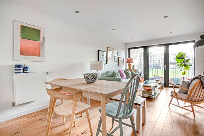 1 Bedroom Flat To Rent In Eythorne Road, Vassall, SW9