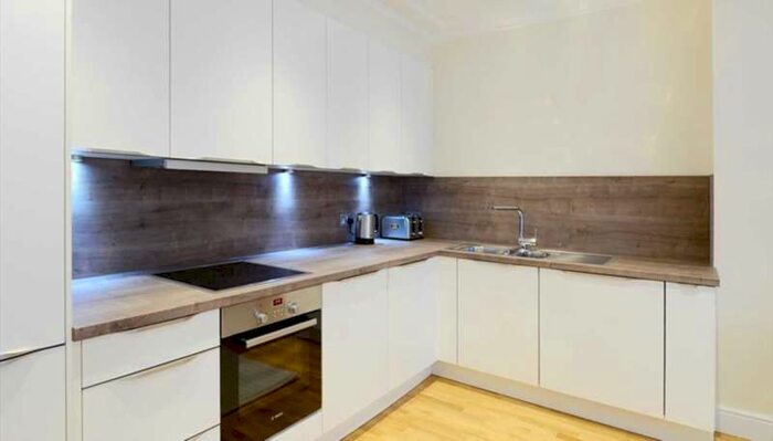 2 Bedroom Apartment To Rent In King Street, Ravenscourt Park, W6