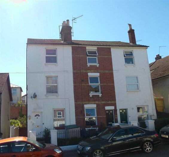 3 Bedroom End Of Terrace House To Rent In Auckland Road, Tunbridge Wells, TN1