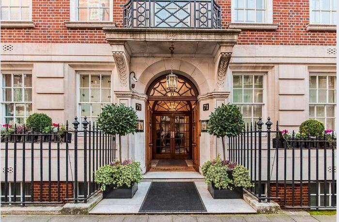 4 Bedroom Flat To Rent In Park Street, London, W1K