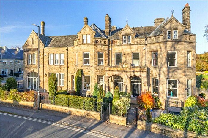 6 Bedroom Terraced House For Sale In Main Street, Burley In Wharfedale, Ilkley, West Yorkshire, LS29