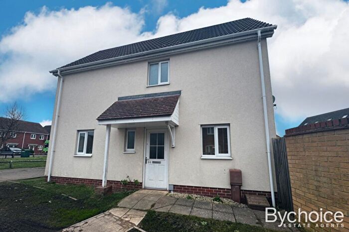 End Of Terrace House To Rent In Grantham Avenue, Great Cornard, Suffolk, CO10