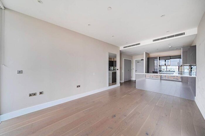 2 Bedroom Flat For Sale In Gwynne Road, Battersea, London, SW11