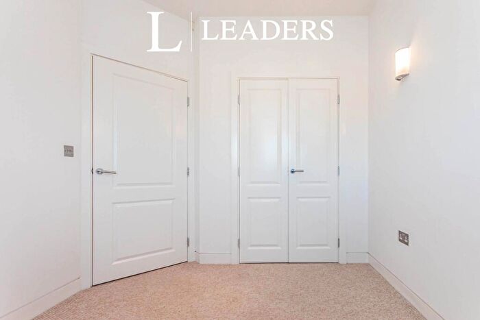1 Bedroom Apartment To Rent In Ladbroke Road, Redhill, RH1