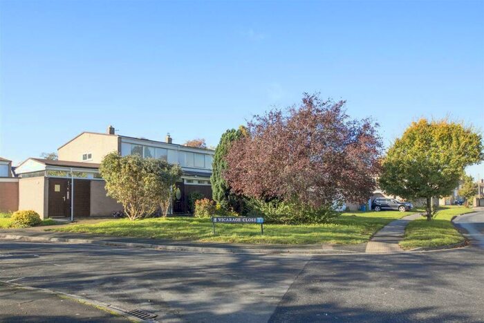 3 Bedroom House To Rent In Vicarage Close, Oxford, OX4