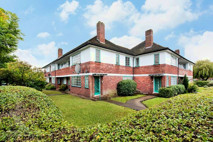 2 Bedroom Flat To Rent In Ossulton Way, London, N2