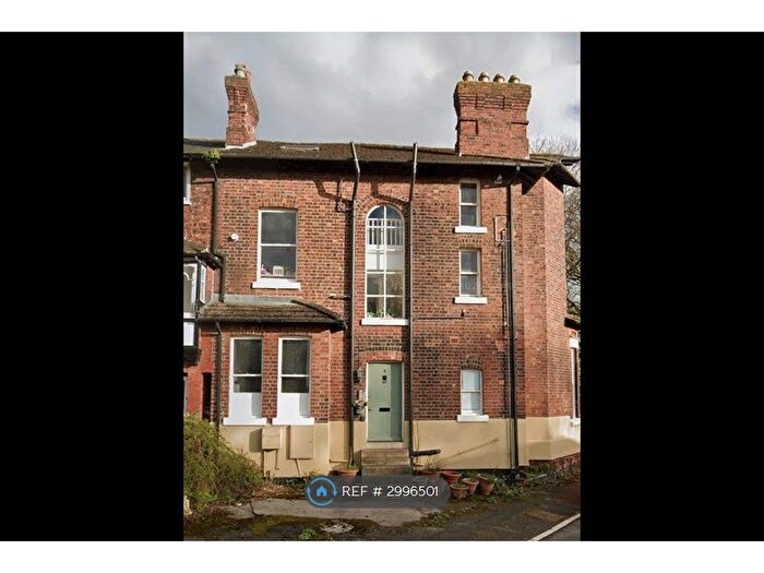 1 Bedroom Flat To Rent In Westfield Grove, Wakefield, WF1