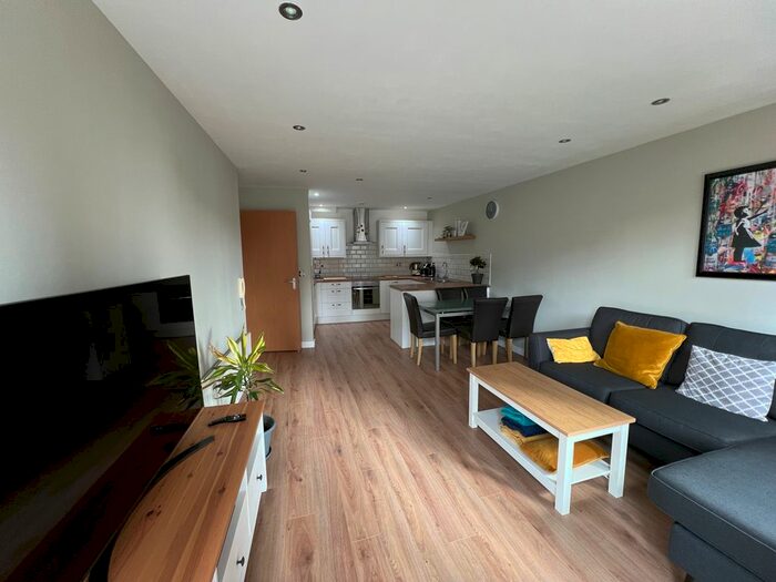 2 Bedroom Flat To Rent In Catalina, Gotts Road, Leeds, LS12