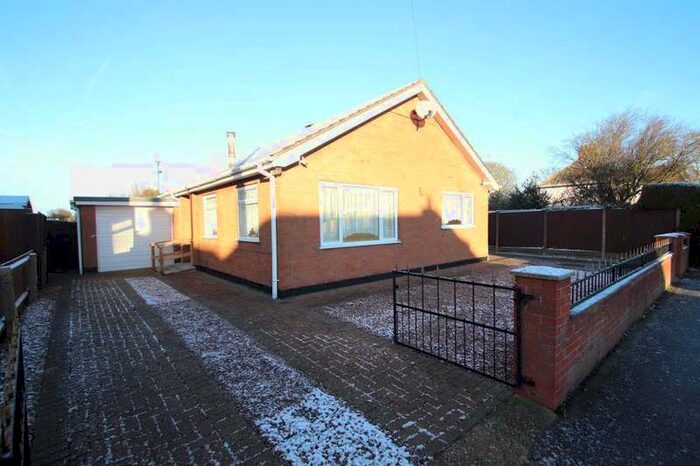 2 Bedroom Bungalow To Rent In Lyndhurst Avenue, Skegness, PE25