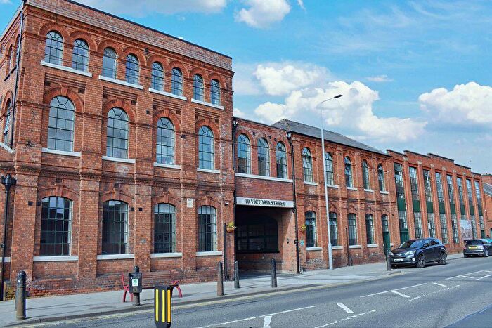 2 Bedroom Flat For Sale In Victoria Street, Newark, NG24