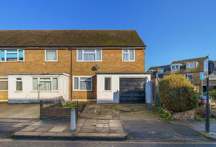 3 Bedroom Detached House To Rent In Auckland Hill, West Norwood, SE27