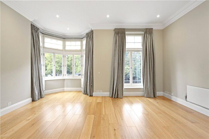 2 Bedroom Flat To Rent In Egerton Terrace, London, SW3