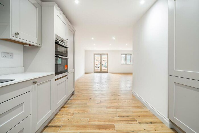 3 Bedroom Terraced House For Sale In Greenway, Eastcote, NN12