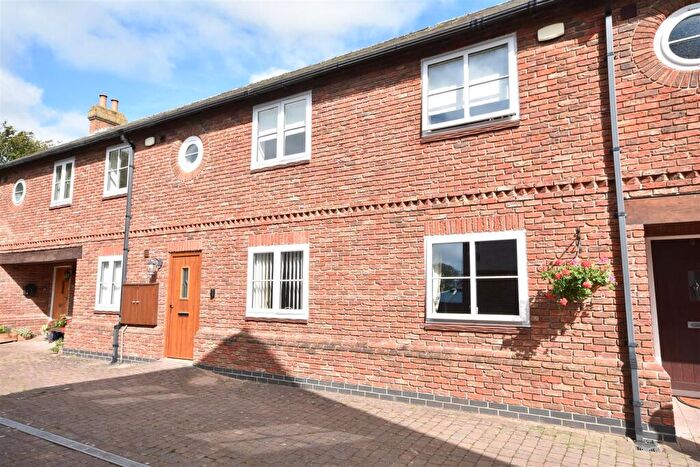3 Bedroom Terraced House To Rent In The Courtyard, Willaston, CH64