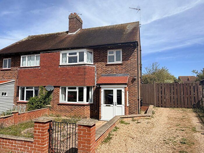 3 Bedroom Semi-Detached House For Sale In Oak Hill, Hollesley, IP12