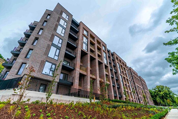 1 Bedroom Apartment To Rent In Whiffens Avenue, Chatham, Kent, ME4