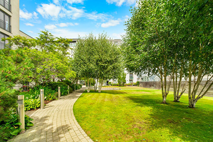 1 Bedroom Apartment For Sale In Hayes Apartments, The Hayes, Cardiff, CF10
