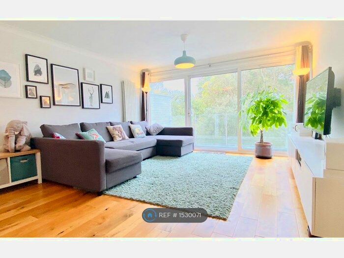 3 Bedroom End Of Terrace House To Rent In Dunster Crescent, London, RM11