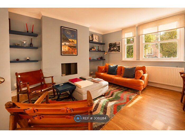 1 Bedroom Flat To Rent In Lancaster Road, London, W11