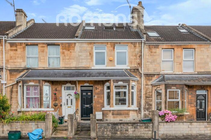 3 Bedroom Terraced House To Rent In Beckhampton Road, BA2