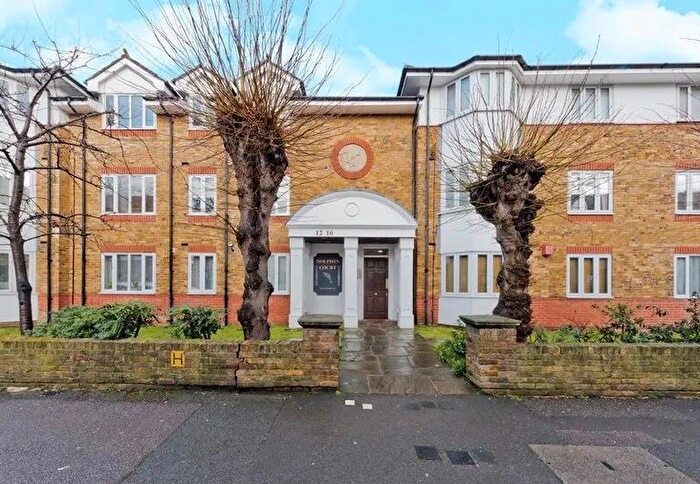 2 Bedroom Flat To Rent In Wimbledon, SW19