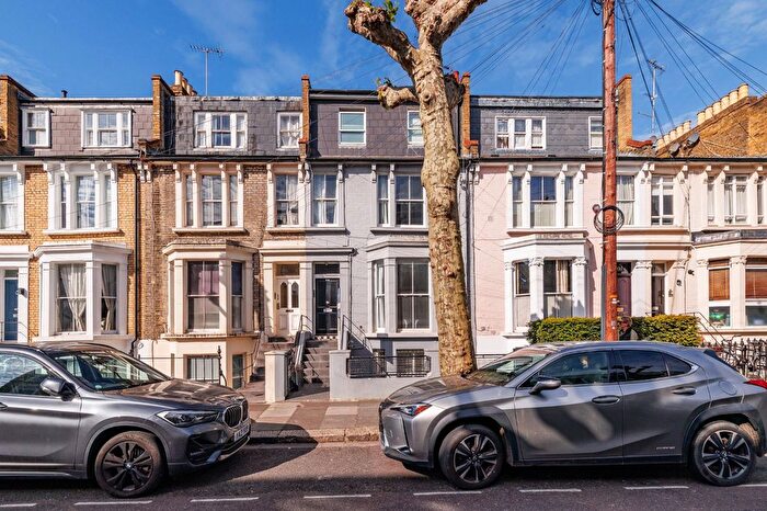 6 Bedroom Terraced House For Sale In Barclay Road, Fulham Broadway, SW6