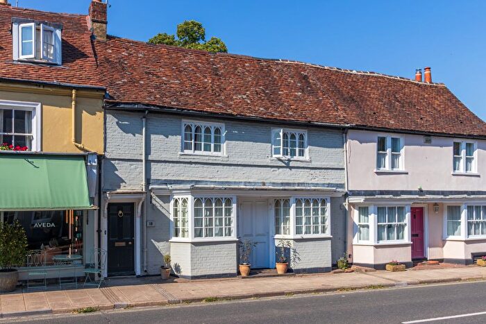 3 Bedroom Terraced House To Rent In East Street, Alresford, Hampshire, SO24