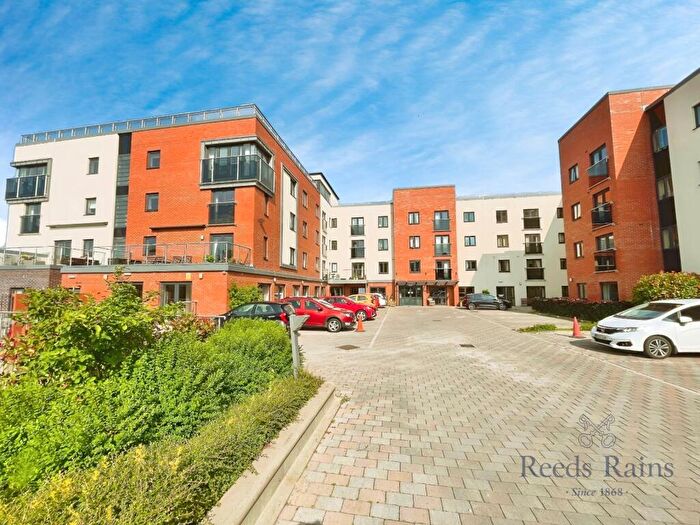 2 Bedroom Apartment For Sale In Chester Way, Northwich, Cheshire, CW9
