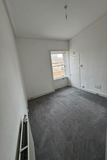 1 Bedroom Flat To Rent In Lorne Street, EH6