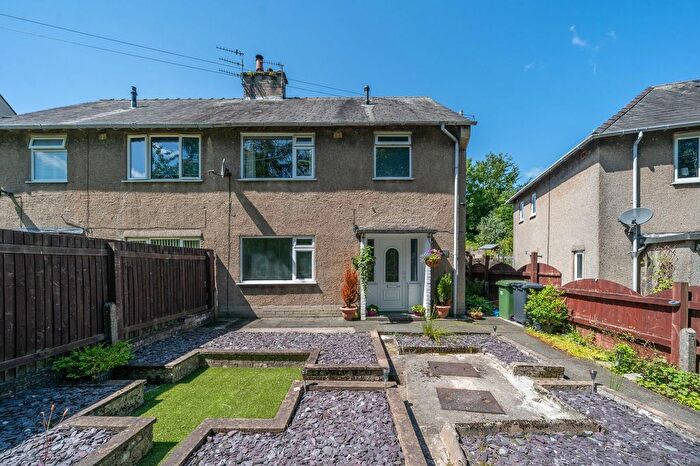 3 Bedroom Semi-detached House For Sale In Hallgarth Circle, Kendal, LA9