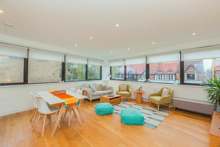 2 Bedroom Apartment To Rent In Barclay House, Summertown, OX2