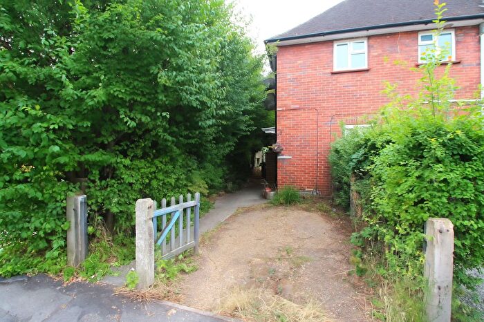 3 Bedroom Flat To Rent In Southway, Guildford, GU2