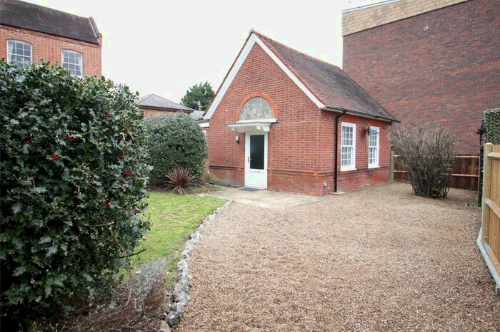 1 Bedroom Bungalow To Rent In Footscray Road, London, SE9