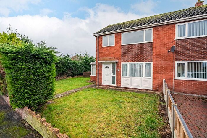 3 Bedroom Semi Detached House For Sale In Denbigh, LL16