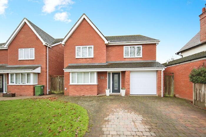 4 Bedroom Detached House For Sale In Meeting House Lane, Balsall Common, Coventry, CV7