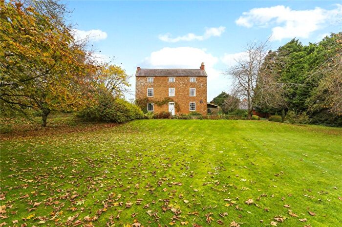 6 Bedroom Detached House For Sale In Halstead House Farm, Oakham Road, Tilton On The Hill, Leicestershire, LE7