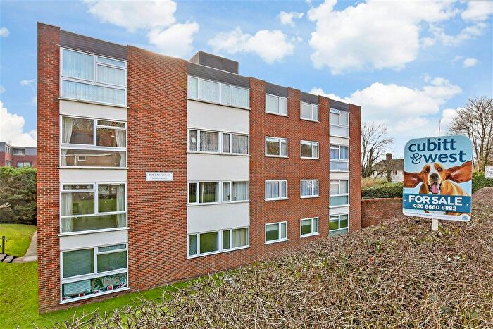 2 Bedroom Flat For Sale In Pampisford Road, Purley, Surrey, CR8