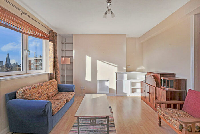 2 Bedroom Flat To Rent In Beech House, Ainsty Estate, SE16