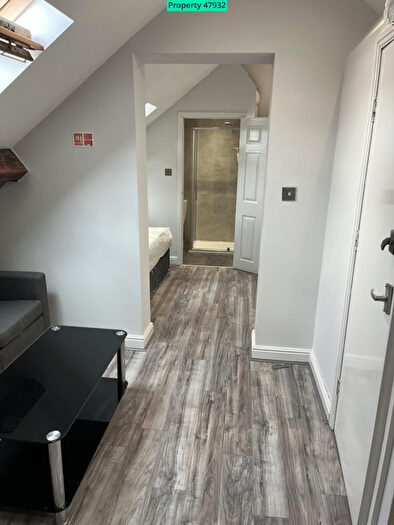 1 Bedroom Flat To Rent In Flat, Highfield Street, Leicester, LE2