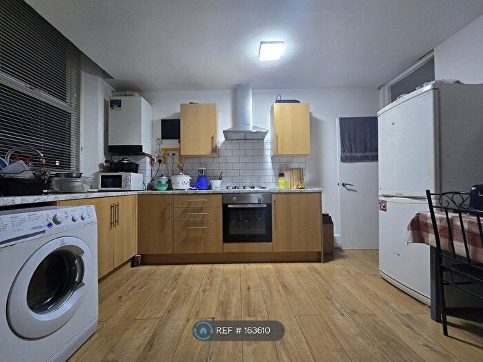 2 Bedroom Flat To Rent In Argyle Road, Ilford, IG1