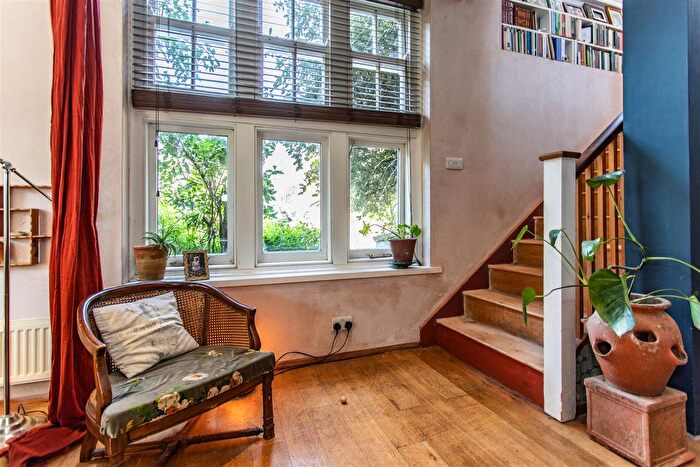 4 Bedroom End Of Terrace House For Sale In Laughton Lodge, Laughton, Lewes, BN8