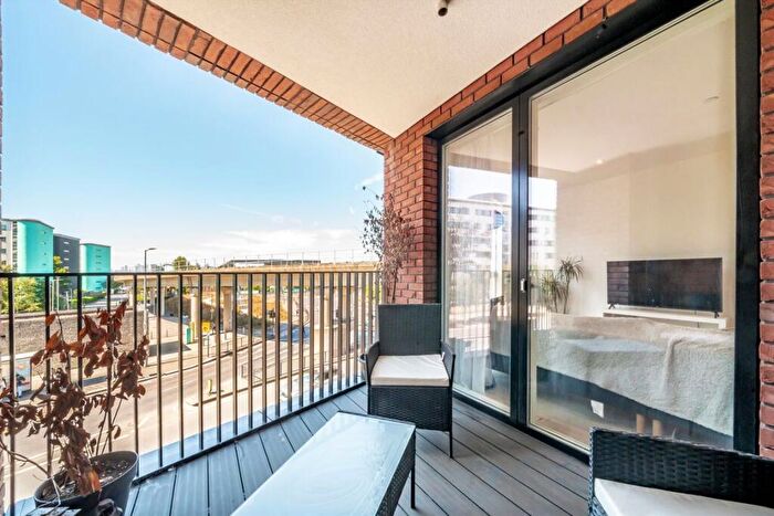 1 Bedroom Flat For Sale In Gallions Road, Galyon Point, E16