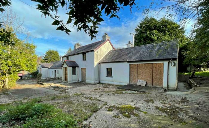 5 Bedroom Detached House For Sale In Cae Garw Road, Rhosbodrual, Caernarfon, Gwynedd, LL55