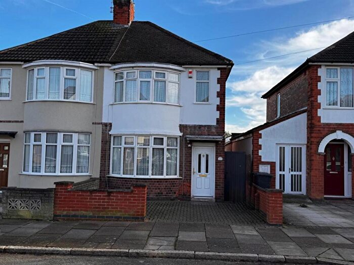 2 Bedroom Semi Detached House For Sale In Cranfield Road, Leicester, LE2
