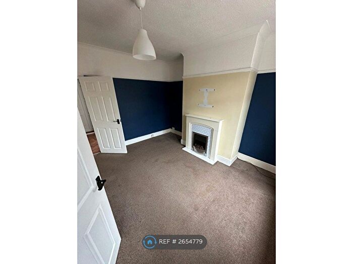 2 Bedroom End Terrace House To Rent In Willow Drive, Sheffield, S9