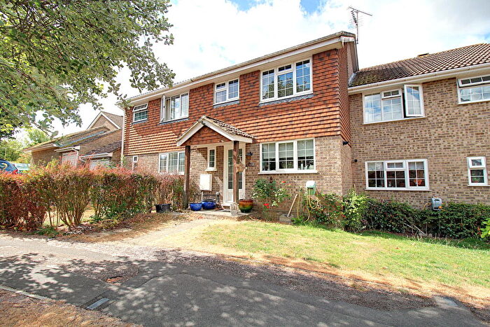 3 Bedroom Terraced House For Sale In Beechcrest View, Hook, Hampshire, RG27
