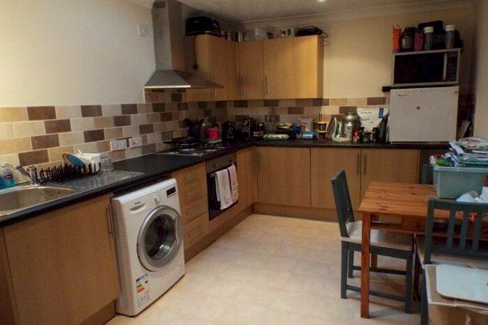 1 Bedroom Flat To Rent In Trevail House, Fareham, PO16