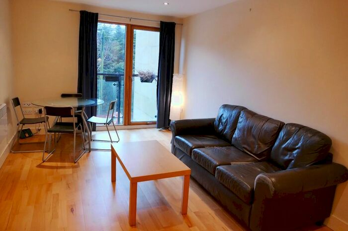 1 Bedroom Flat To Rent In Armouries Way, Leeds, West Yorkshire, Uk, LS10