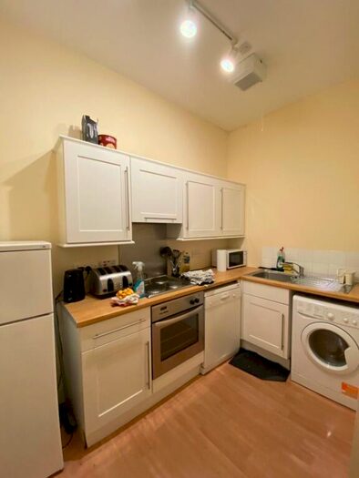 3 Bedroom Flat To Rent In Great Junction Street, Leith, Edinburgh, EH6