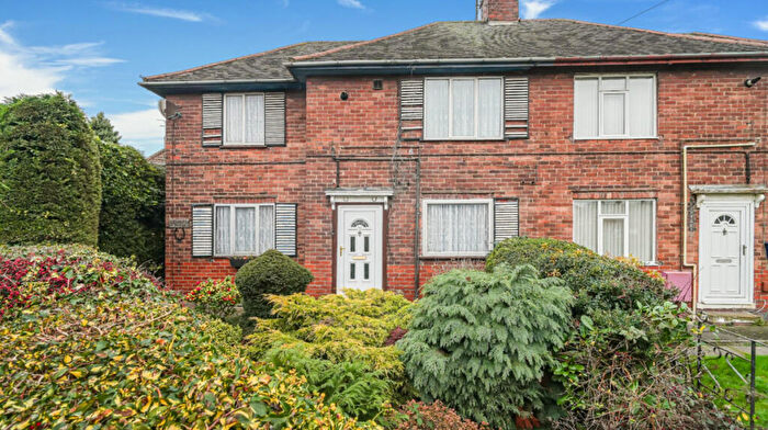 3 Bedroom Semi Detached House For Sale In Holmes Carr Road, New Rossington, DN11